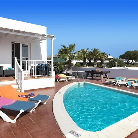Rosa Mojones Tres By Plus Villa Puerto del Carmen (Lanzarote)